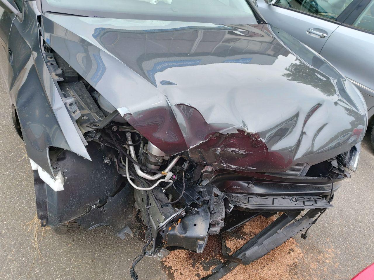 Volkswagen Golf VII 1,5 TSI Join * Unfallfahrzeug