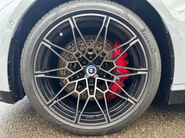 BMW M4 Competition M XDR M Drivers P. Head-Up DAB