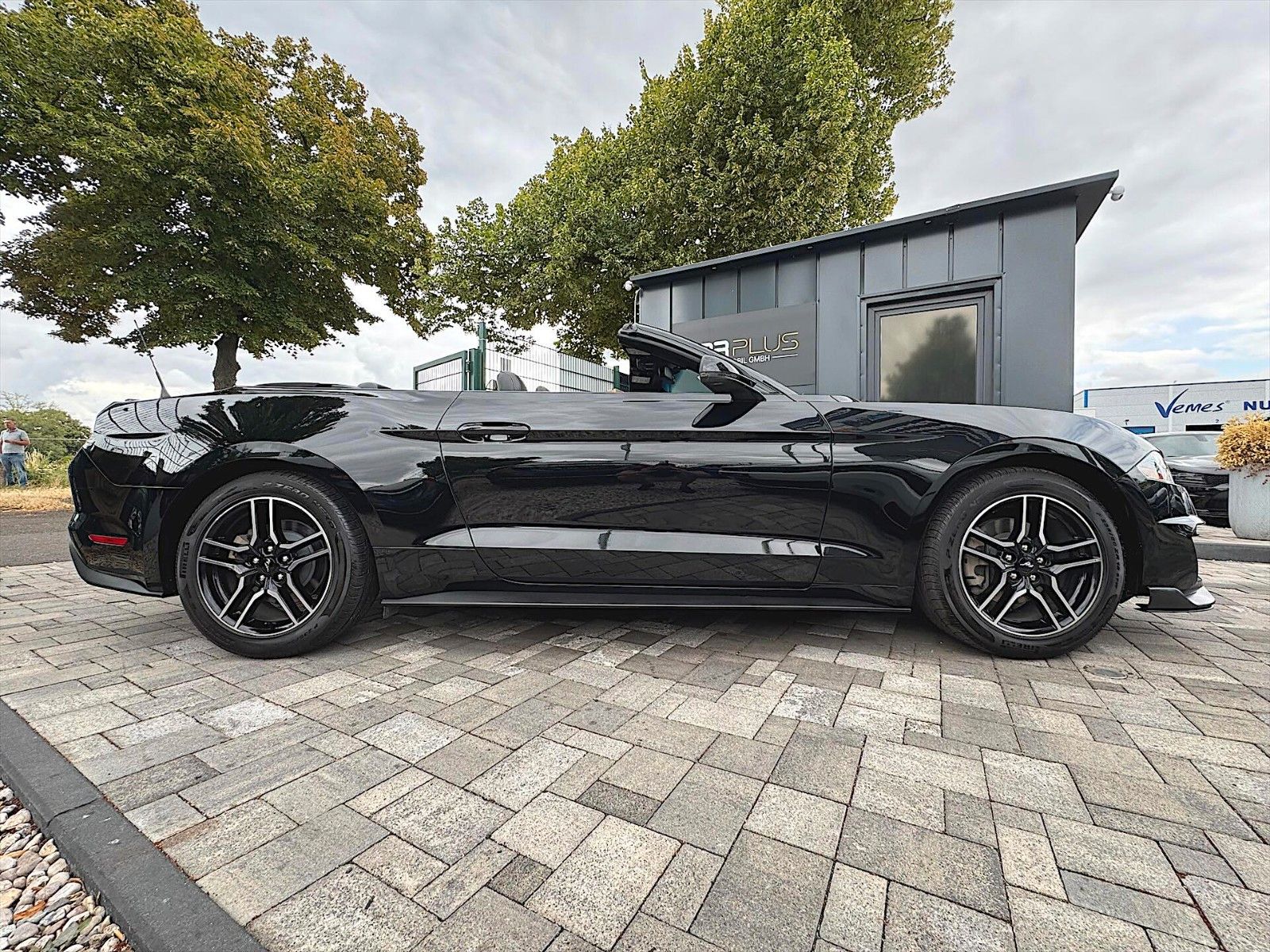 Fahrzeugabbildung Ford Mustang Shelby GT 500 Sport Cabrio Premium LED