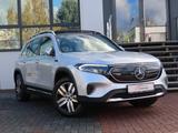 Mercedes-Benz EQB 300 4MATIC Leder Ambiente Panorama - silberne Mercedes-Benz EQB