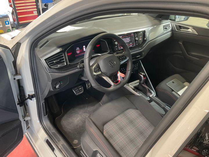 Volkswagen Polo GTI IQ-LIGHT/ACC/CARPLAY/SIDE/PARK-ASSIST, миниатюра 9