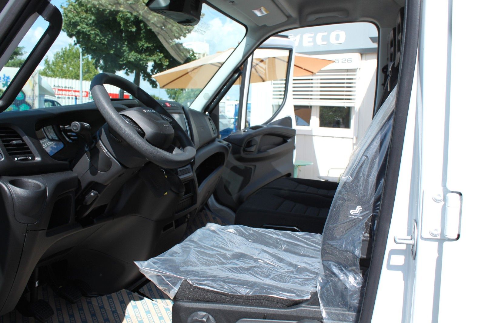 Fahrzeugabbildung Iveco Daily 35S18H D