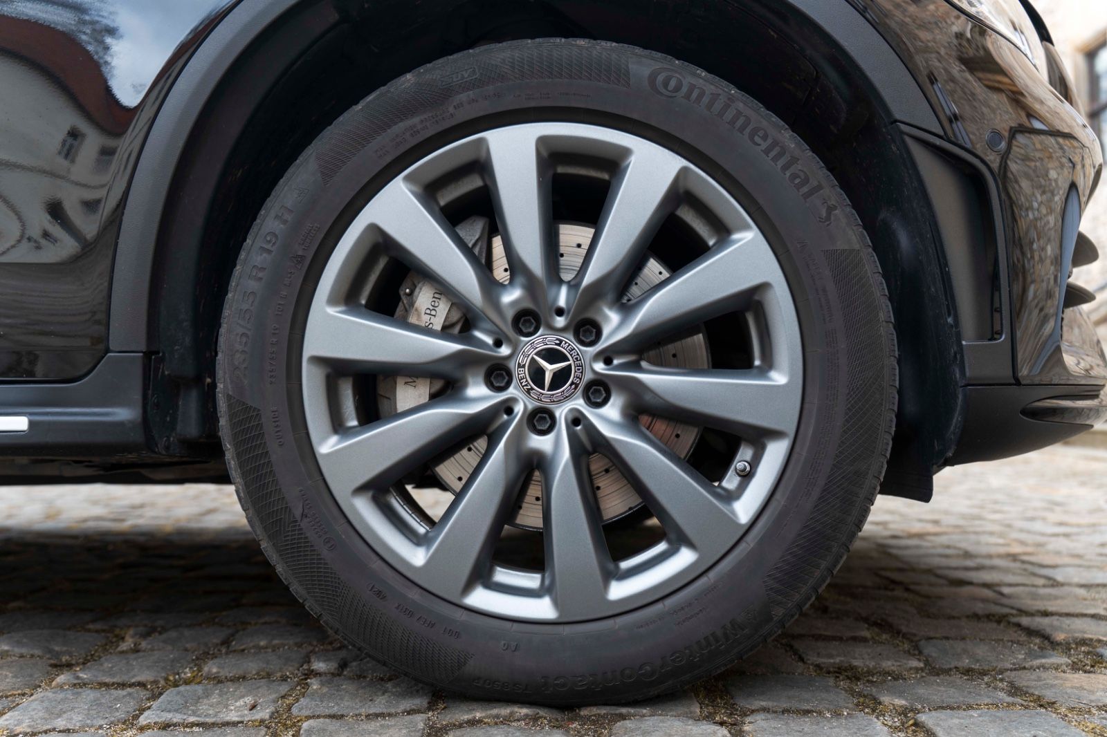 Fahrzeugabbildung Mercedes-Benz GLC 300d e 4Matic AMG BURMESTER 360° PANO M+S