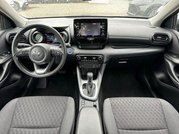 Toyota Yaris - 10