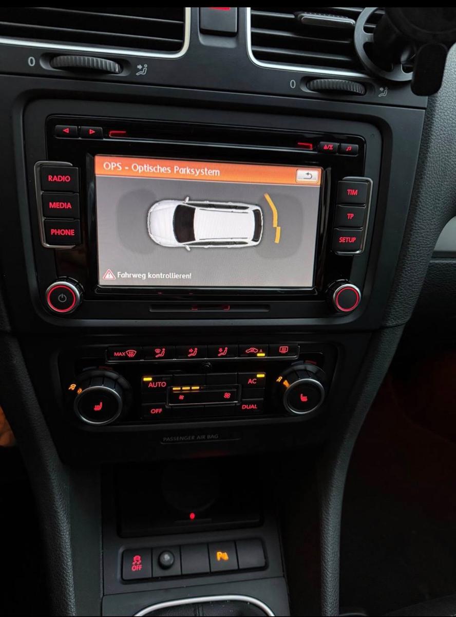 Volkswagen Golf 2011 — photo 14
