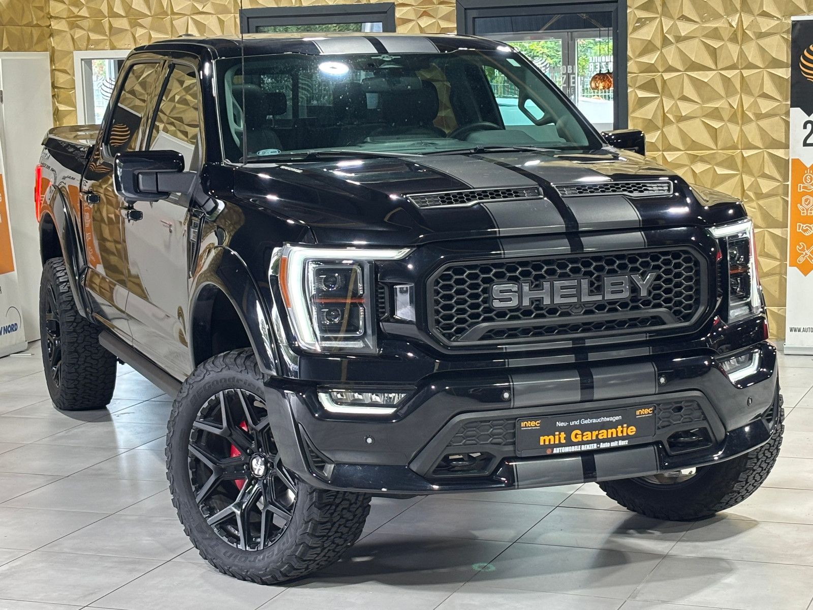 Fahrzeugabbildung Ford F 150 Shelby/785hp supercharger/EU-MODELL/1-HAND