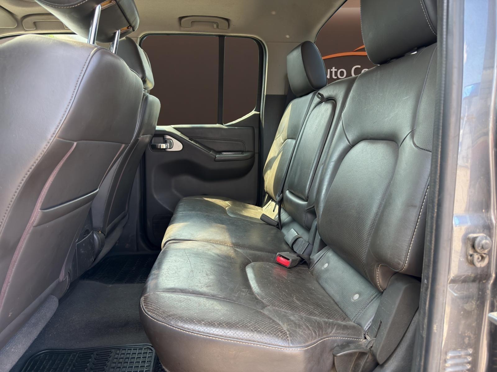 NISSAN NAVARA 3.0 V6 DCI 231 CH DOUBLE CAB 4X4 BVA – CUIR TOIT OUVRANT GPS ATTELAGE