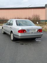 Mercedes-Benz E 280 4MATIC ELEGANCE Elegance - gebrauchte Mercedes-Benz E 280 aus dem Jahr 1997