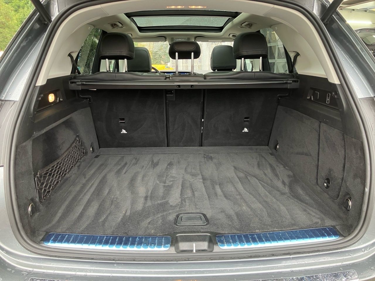 Fahrzeugabbildung Mercedes-Benz GLE 400 d 4M AMG+NIGHT+PANO+AIRMATIC+STANDHEIZ+