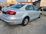 Volkswagen Jetta VI Comfortline  1,6 TDI - Volkswagen Jetta aus 2012 mit Diesel-Antrieb