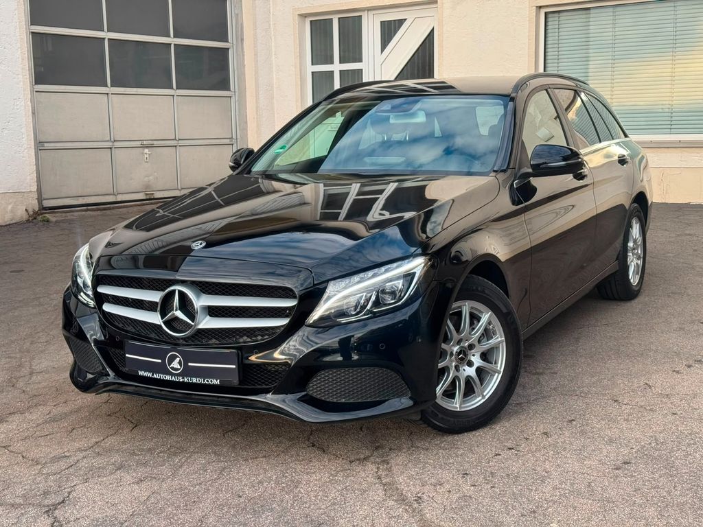 Image of Mercedes-Benz C 220