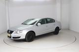 Volkswagen Passat 1.6 FSI * PDC * Tempomat * - gebrauchte VW Passat aus dem Jahr 2007