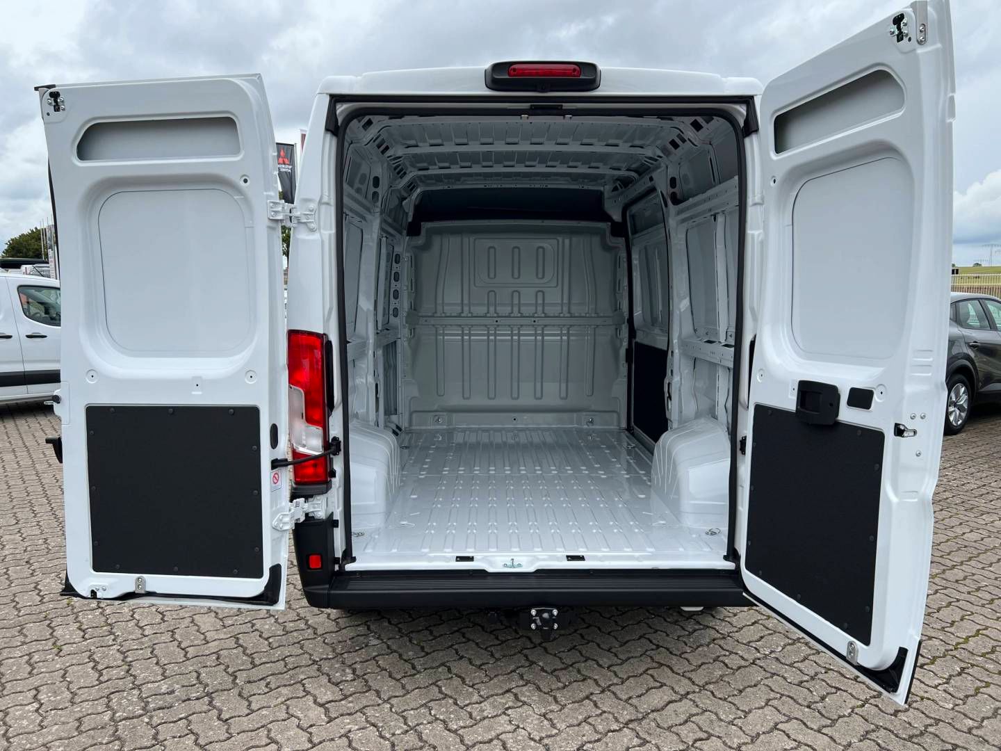 Fahrzeugabbildung Fiat DUCATO 35 L2H2 KAWA