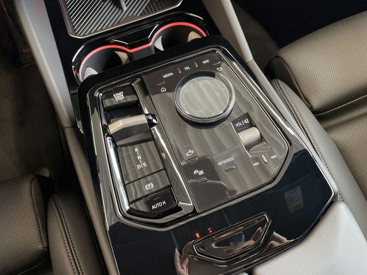 BMW 520d xDr Tour M Sport PRO Pano AHK DA+ B&W LCPro