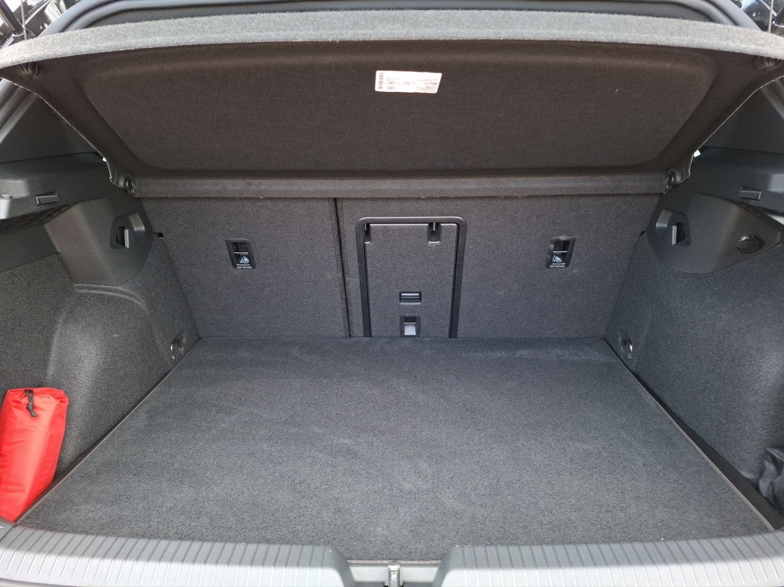 Fahrzeugabbildung Volkswagen Golf VIII R Performance Black-Edition Matrix Har