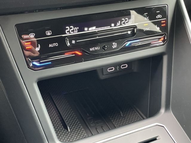 Taigo 1.5 TSI DSG R-Line AHK/Kamera/Navi/Matrix
