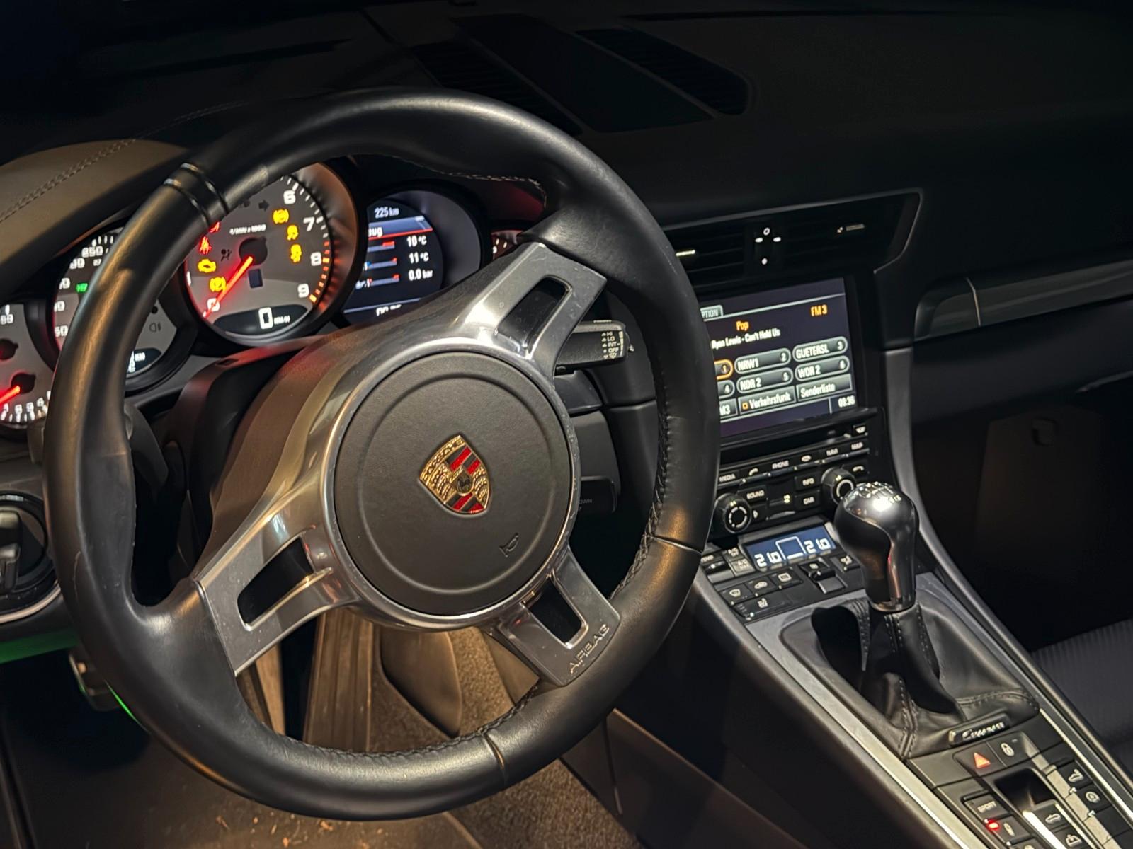 Porsche 991 Carrera Cabrio, Sauger, Schalter, deutsch