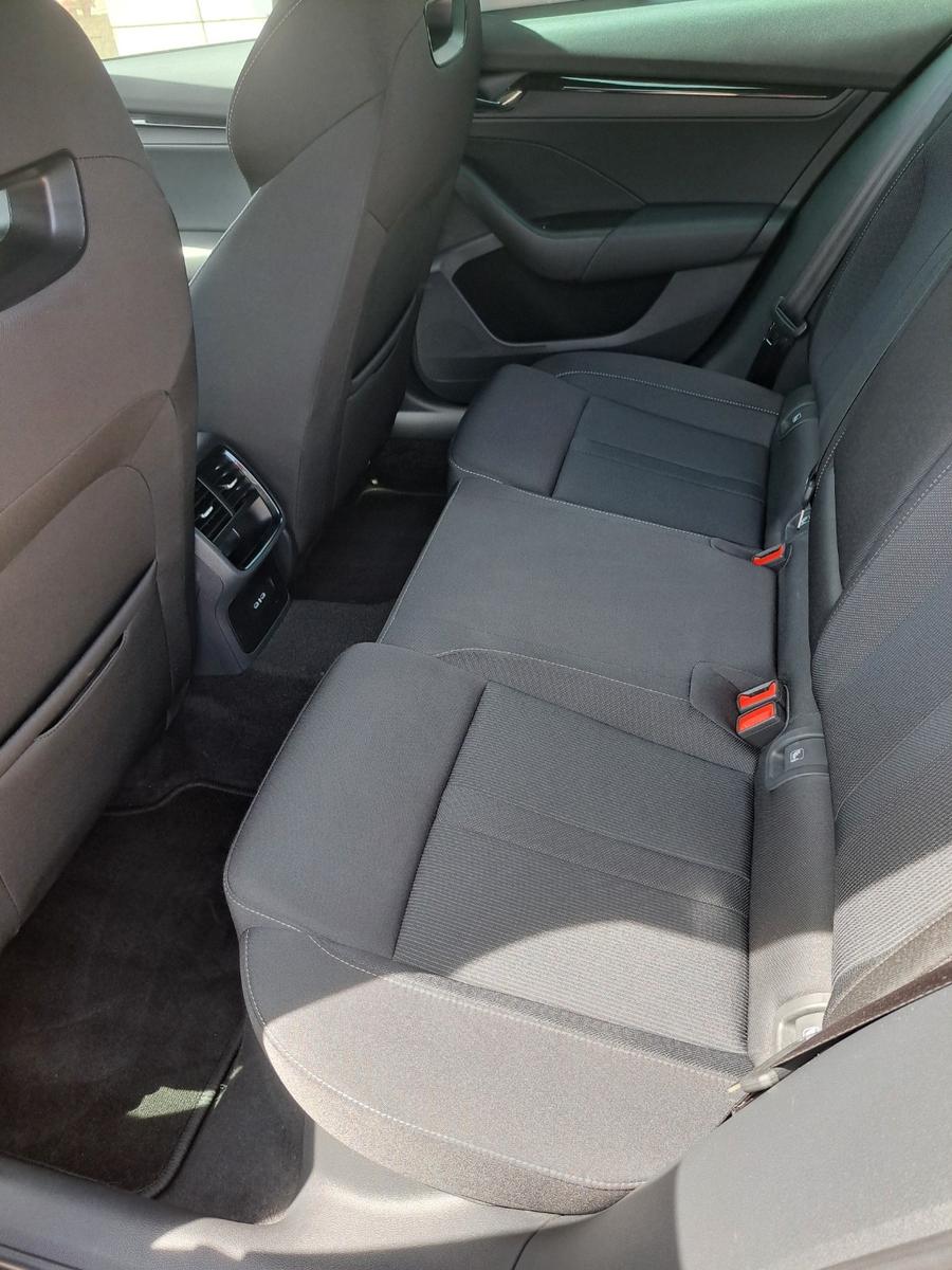 Skoda Octavia Combi Sportline 2.0 TDI DSG-LED-Navi-AHK