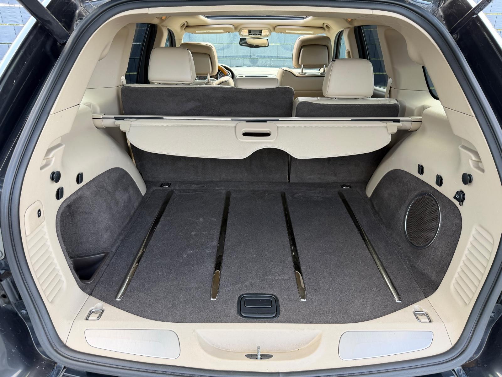 Jeep Grand Cherokee 3.6 V6 Overland | 286 ch | BVA | Cuir beige | GPS | Hayon électrique | Volant chauffant