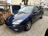 Ford Focus 1.8TDCi 85kW Ghia - Ford Focus aus 2003: Kombi