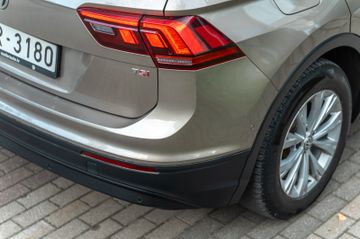 Volkswagen Tiguan - 10