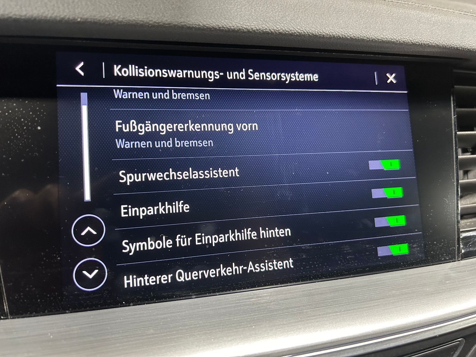 Fahrzeugabbildung Opel Insignia B Sports Tourer Ultimate/MEMORY/ACC/APP
