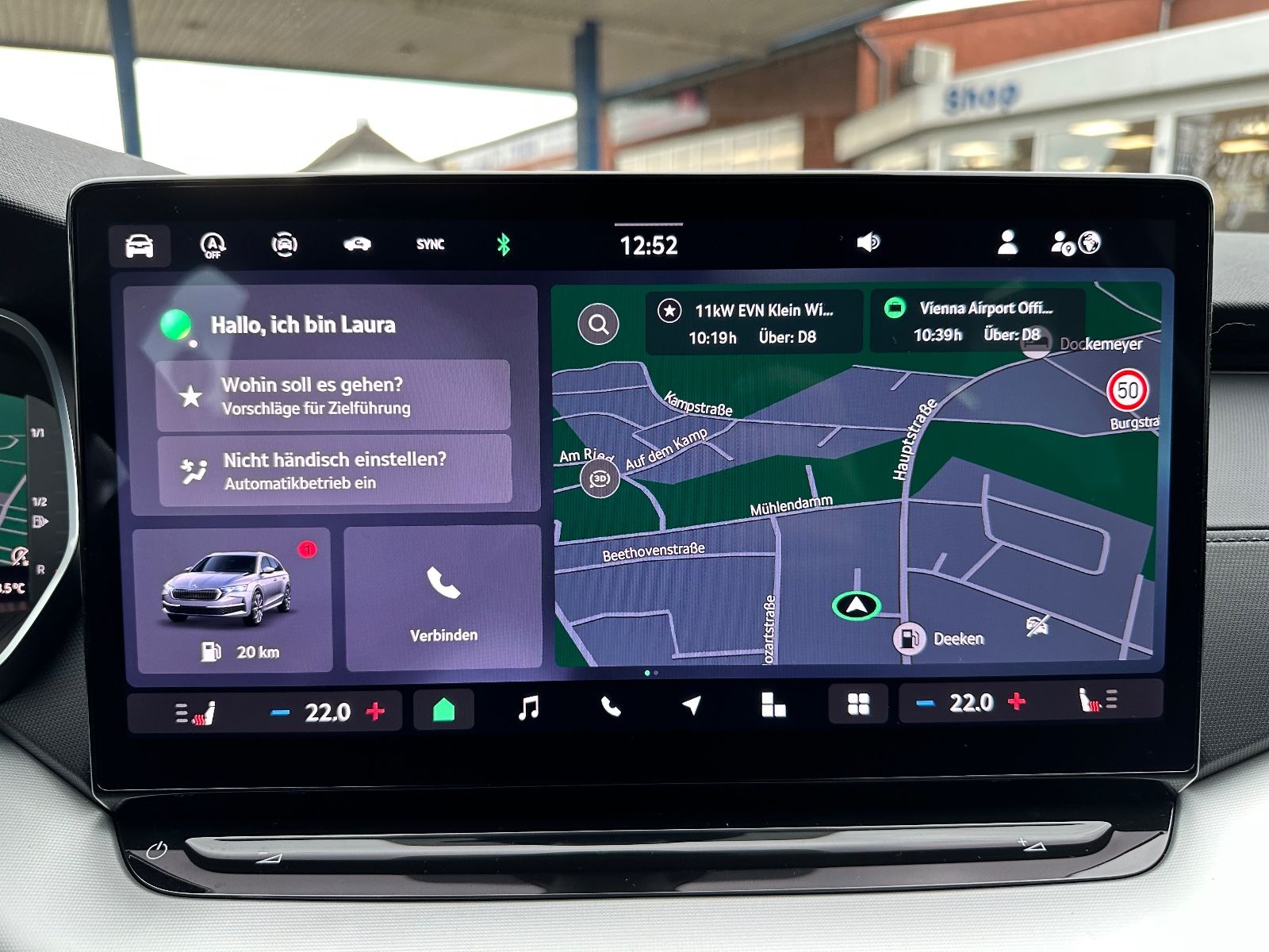 Fahrzeugabbildung SKODA Octavia Combi 2.0 TDI Selection DSG Navi/AHK/ACC