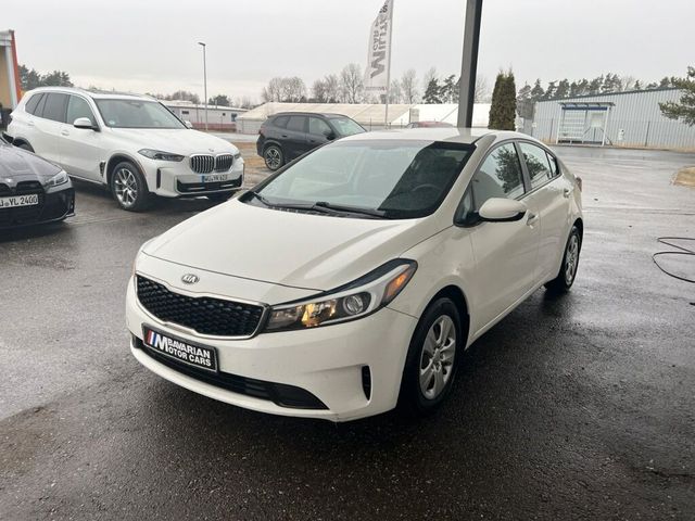 Kia Forte LX Sedan (US MODEL)