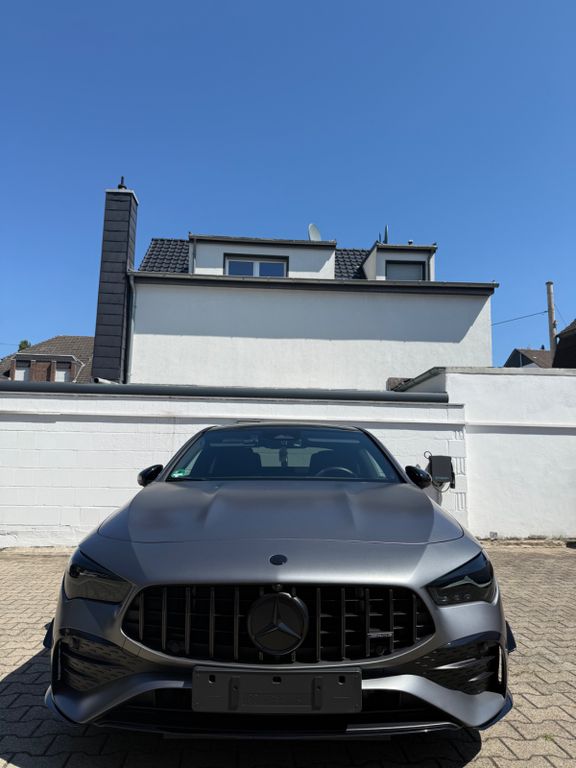 Image of Mercedes-Benz CLA 35 AMG