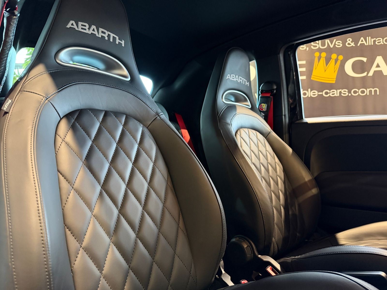 Fahrzeugabbildung Abarth 695C Turismo Cabrio KLIMA BEATS NAV DAB ALU