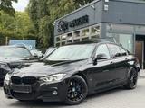 BMW 330 e iPerformance Aut. LED - M Sportpaket /// - BMW 330 mit Hybrid-Antrieb