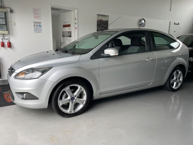 Ford Focus 2.0 SPORT Neuzustd ähnl. KLIMA ALU