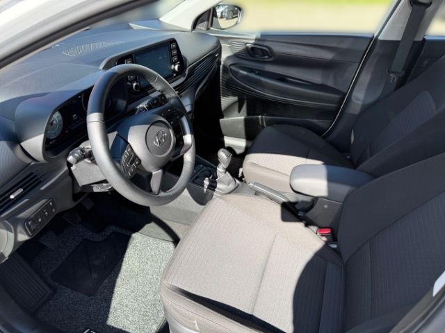 Fahrzeugabbildung Hyundai i20 Essential Komfort 1.0 T-GDI +CARPLAY+TEMPOMA