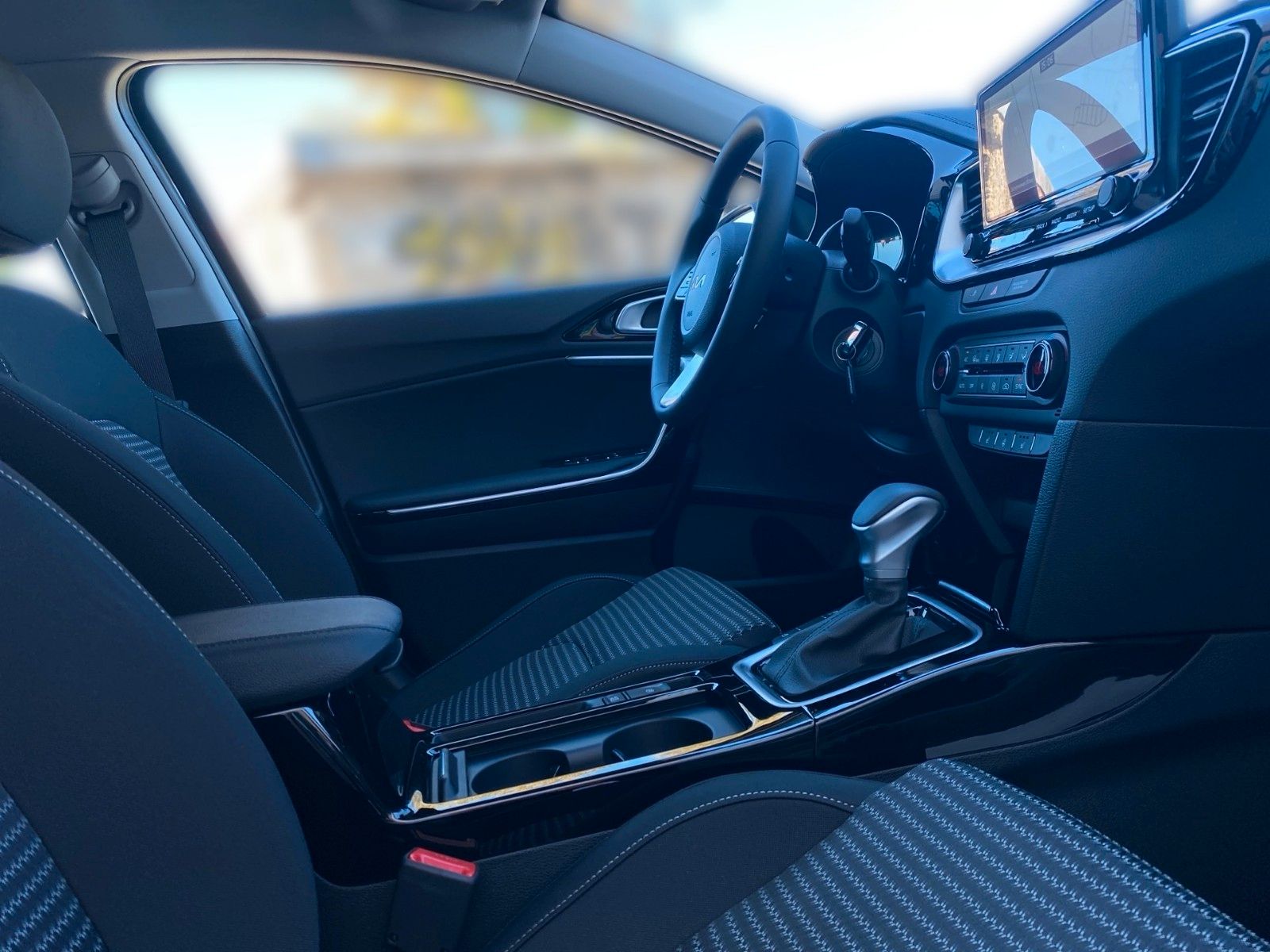 Fahrzeugabbildung Kia Ceed_SW 1.5T 140 DCT7 VIS KOMF+ (NAV)
