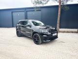Jeep Grand Cherokee 5.7l V8 HEMI Summit SRT Body kit - Jeep Grand Cherokee Summit mit Benzin-Antrieb