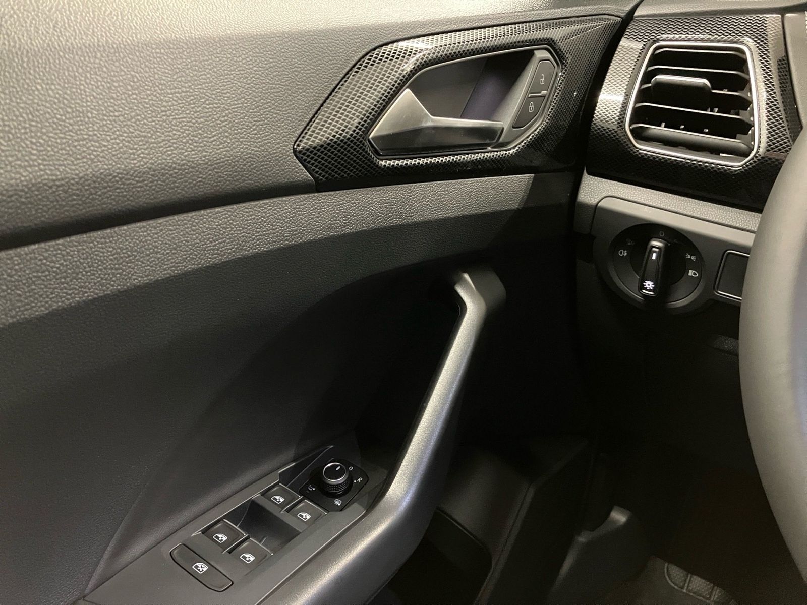 Volkswagen T-Cross - Bild 15