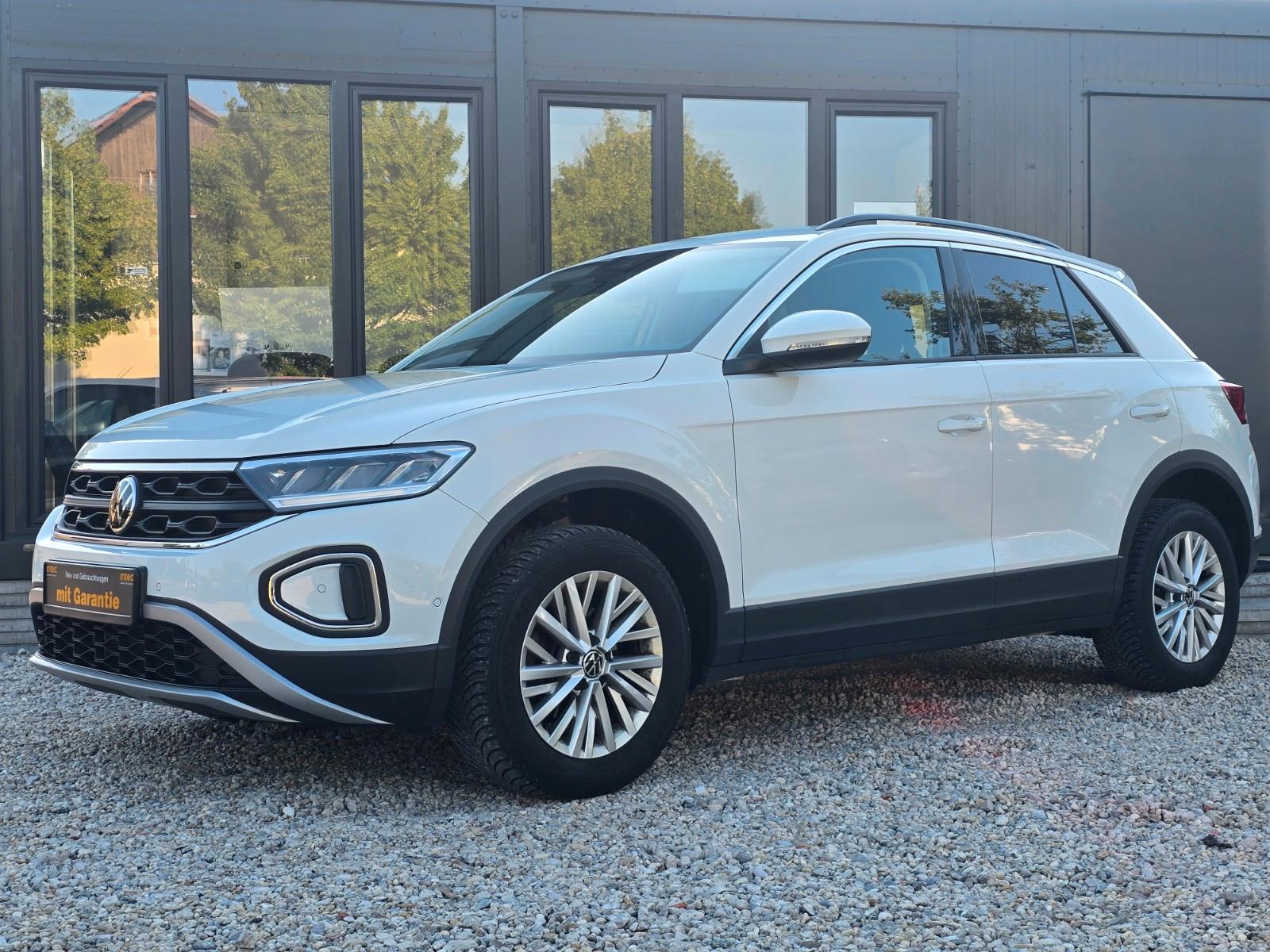 Volkswagen T-Roc Life *LED*CarPlay*Auto. Parkassi.*PDC 360°