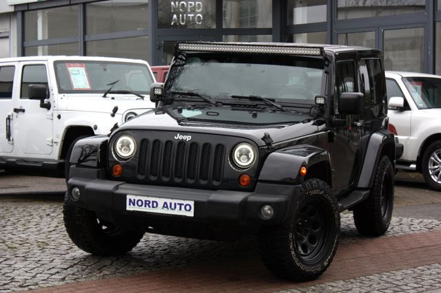 Jeep Wrangler 2.8 CRD 4x4 Sahara Autom. Navi/Klima