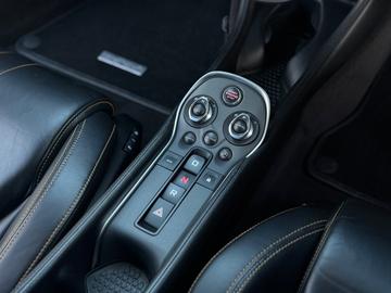 2016 Mclaren 570S — миниатюра 11
