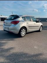 Opel Astra Automatik TÜV Neu - Opel Astra mit Diesel-Antrieb: Sportwagen