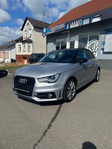 Audi A1 Sportback S-Line , Xenon, Panorama, Alu