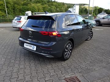 Fotografie 16 des VW Golf VIII 1.5 TSI Active*Navi*LED*SHZ*Alu16Zoll