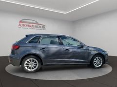 AUDI A3 Sportback design 30 TFSi Navi Soundsys. AHK X