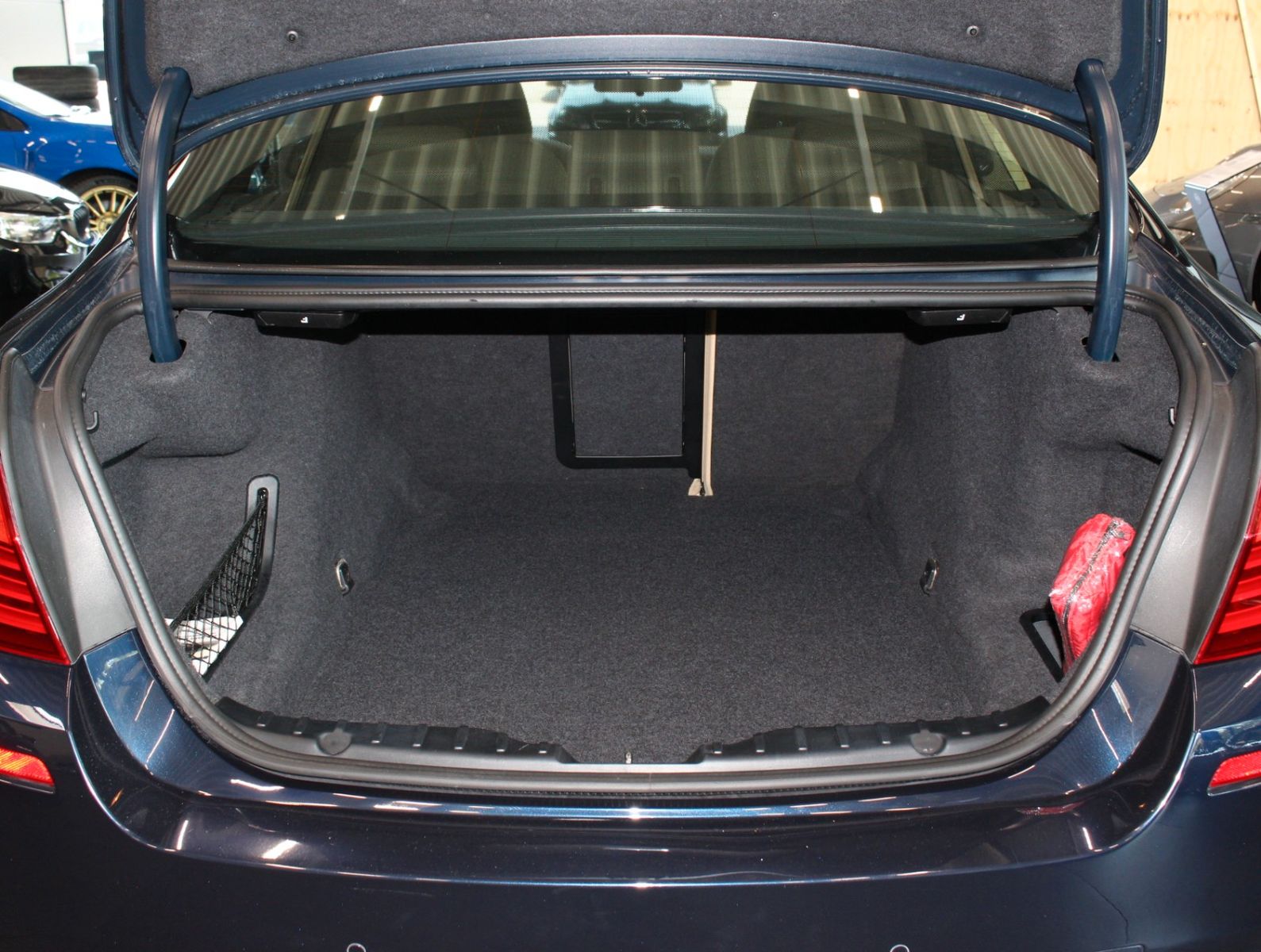 Fahrzeugabbildung BMW 535d M- Sport Paket*2.Hand*GSD* Navi*Bi-Xenon
