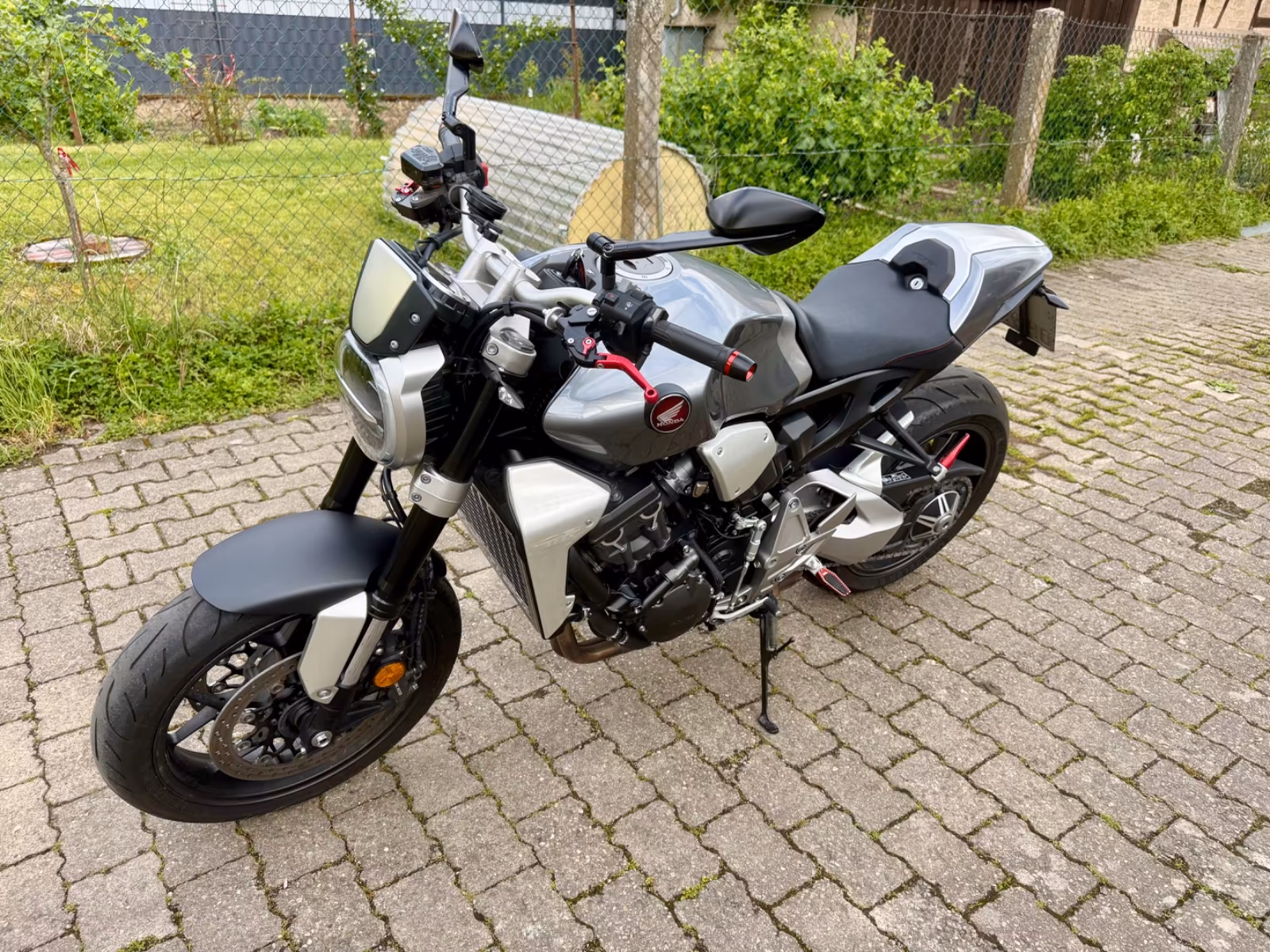 Honda CB1000RA