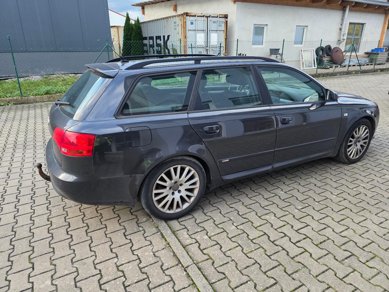 Audi A4 2008 — вигляд ззаду