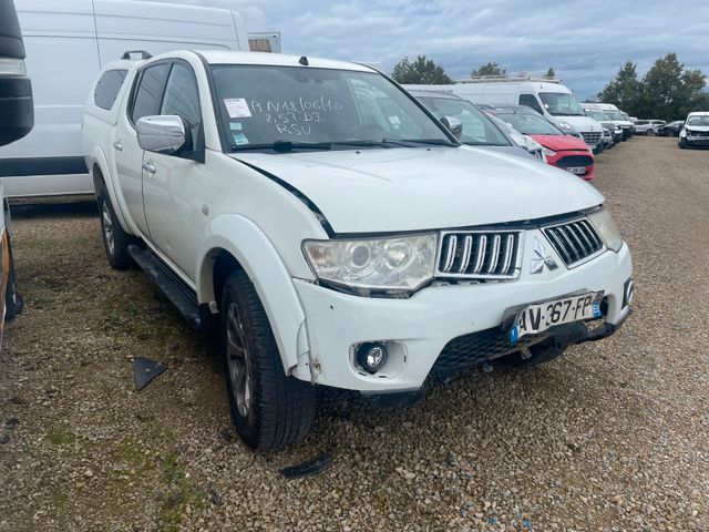 Mitsubishi L200 2.5 DI-D 136 Instyle / AV367