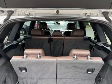 BMW X5 M50 - 11