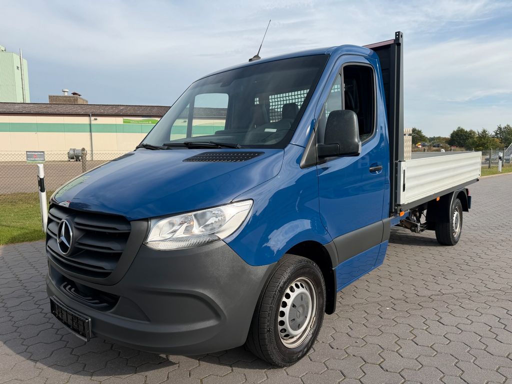 Image of Mercedes-Benz Sprinter