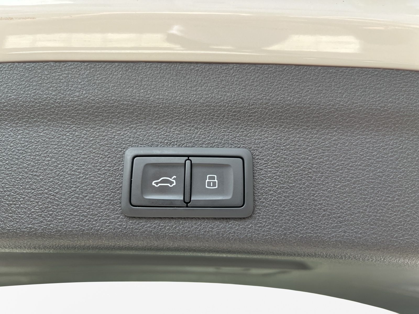 Audi A6 - Bild 12